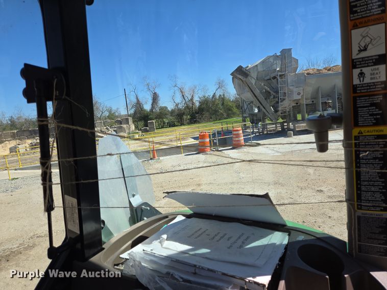 image for item DV1306 John Deere 5100M tractor