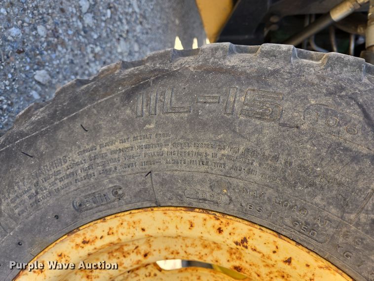 image for item DV1306 John Deere 5100M tractor