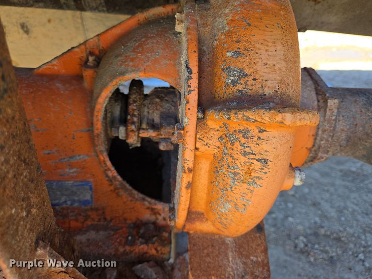 image for item DV1307 2001 International 4700 water truck