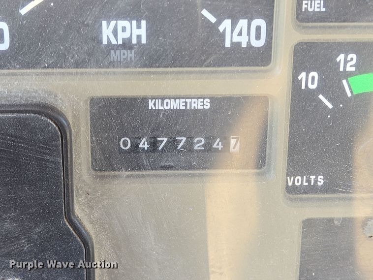 image for item DV1307 2001 International 4700 water truck