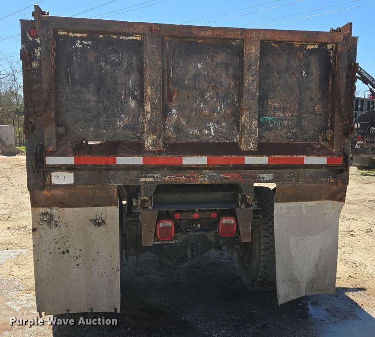 image for item DV1308 2007 Ford F750 SuperDuty XL dump truck
