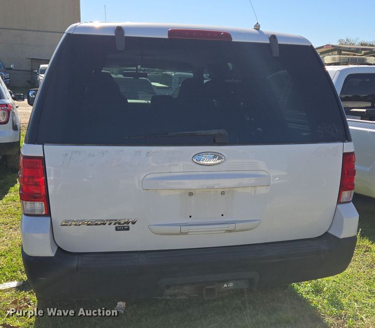 image for item DV1309 2003 Ford Expedition XLT SUV