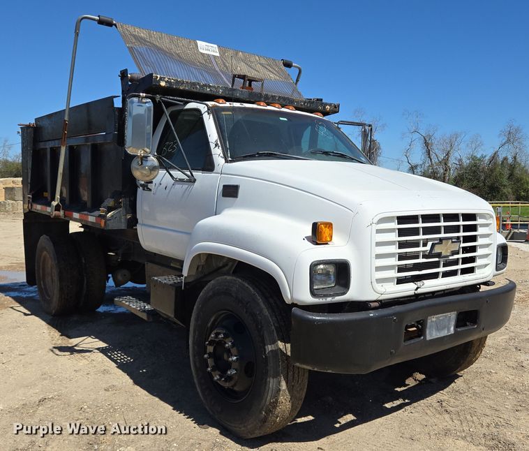 image for item DV1310 2000 Chevrolet C7500 dump truck