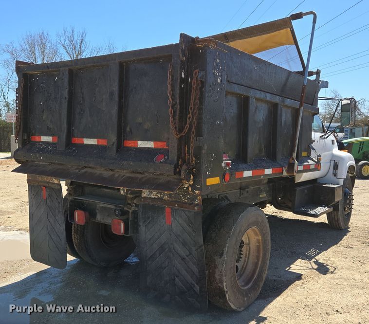 image for item DV1310 2000 Chevrolet C7500 dump truck