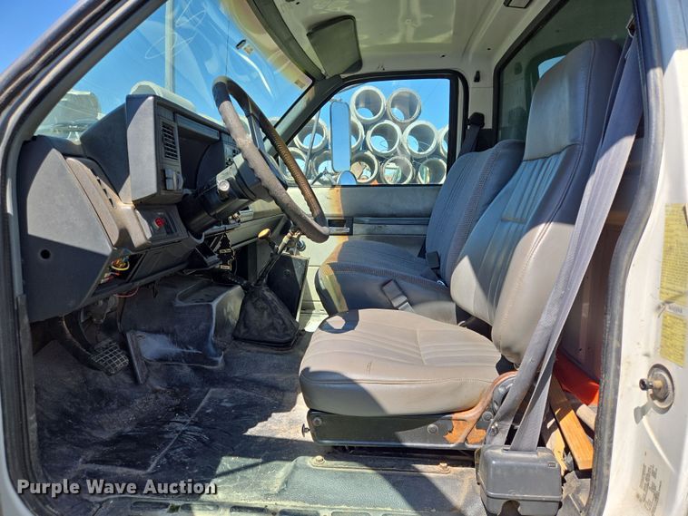 image for item DV1310 2000 Chevrolet C7500 dump truck