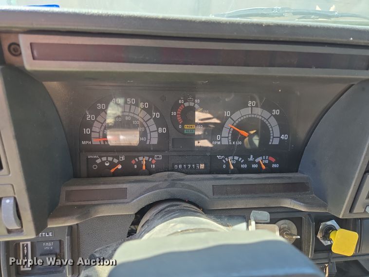 image for item DV1310 2000 Chevrolet C7500 dump truck