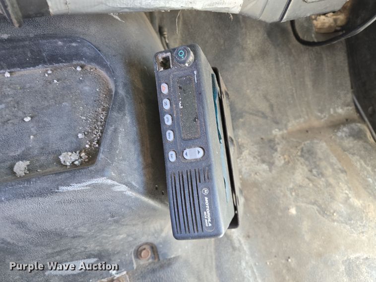 image for item DV1310 2000 Chevrolet C7500 dump truck