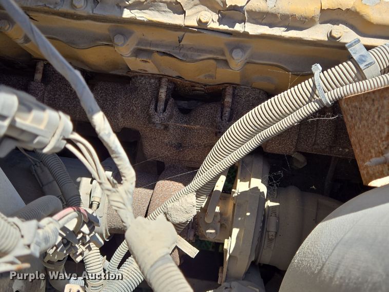 image for item DV1310 2000 Chevrolet C7500 dump truck