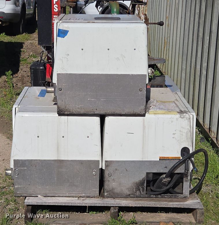 image for item DV1317 (3) Onan 5.5HGJAD generators