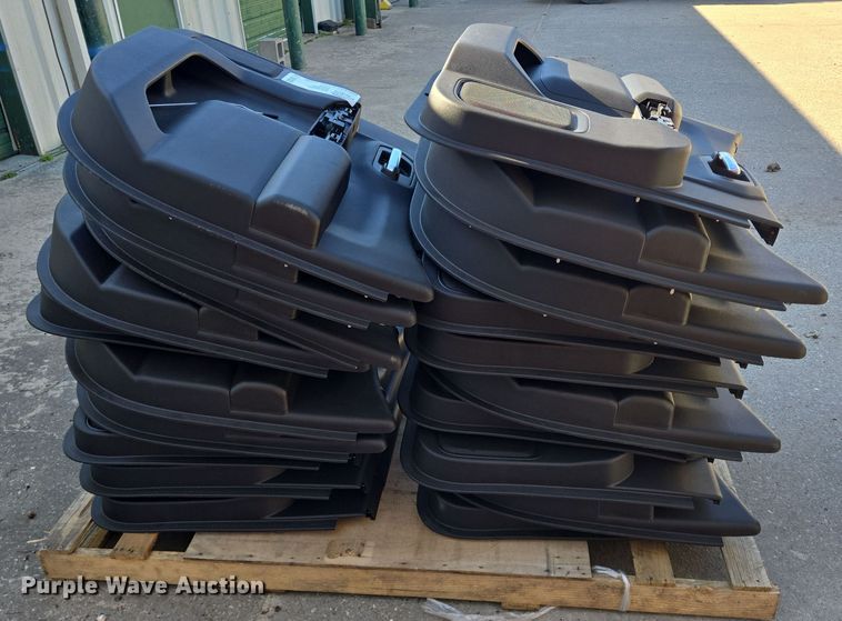 image for item DV1322 Approximately 20 Ford Explorer interior door panels