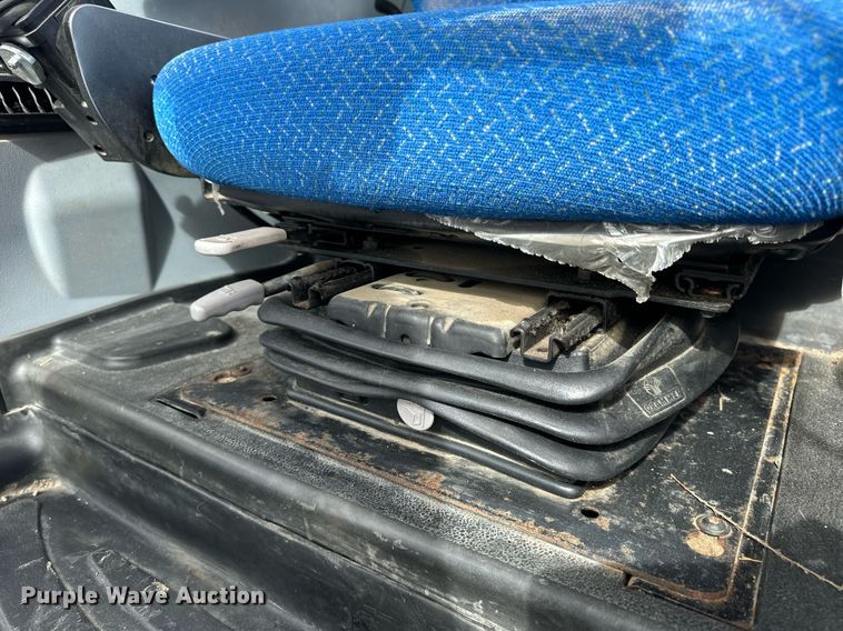 image for item DV1847 2012 New Holland T6030 MFWD tractor