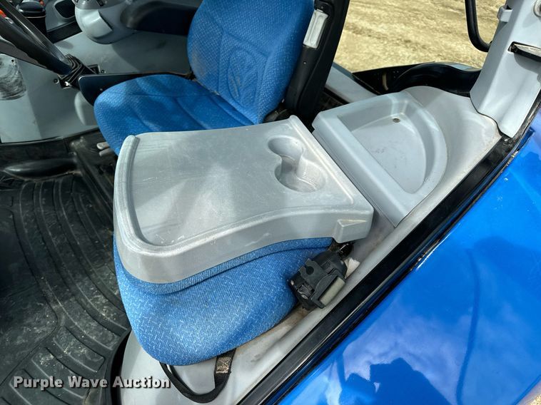 image for item DV1847 2012 New Holland T6030 MFWD tractor