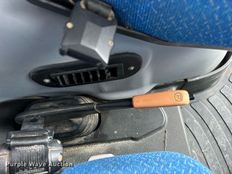 image for item DV1847 2012 New Holland T6030 MFWD tractor