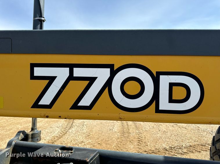 image for item DV1848 2008 John Deere 770D motor grader
