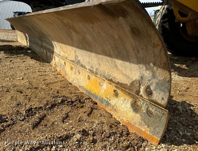 image for item DV1848 2008 John Deere 770D motor grader