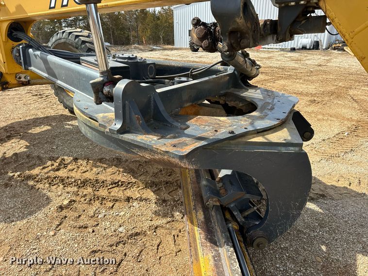 image for item DV1848 2008 John Deere 770D motor grader