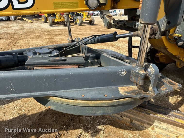 image for item DV1848 2008 John Deere 770D motor grader