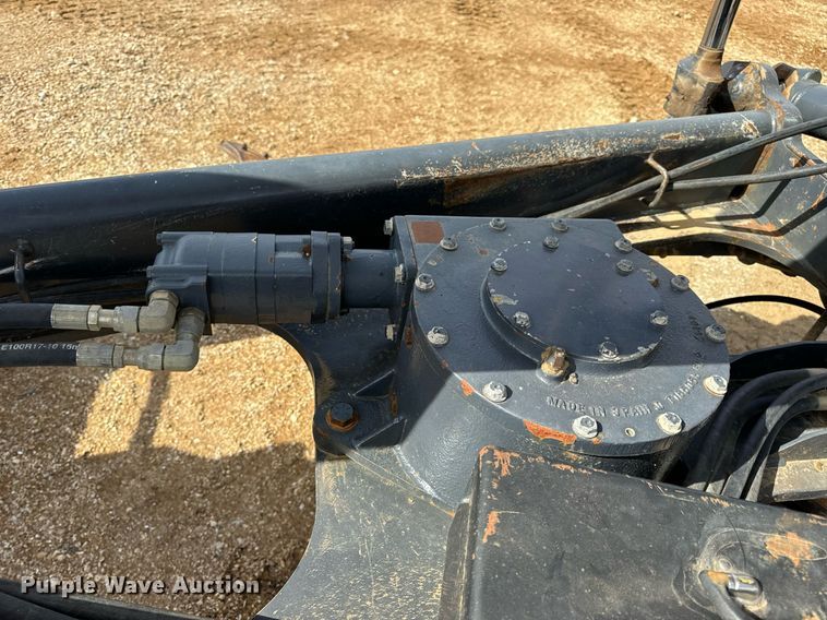 image for item DV1848 2008 John Deere 770D motor grader