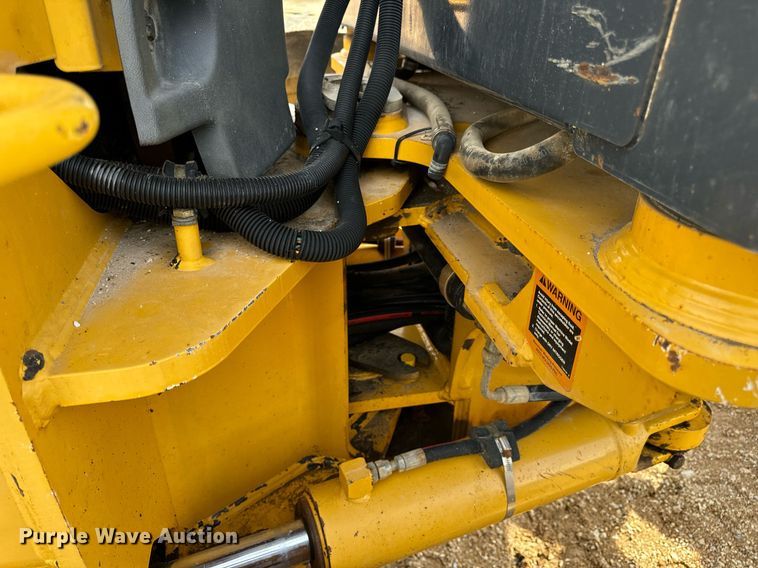 image for item DV1848 2008 John Deere 770D motor grader