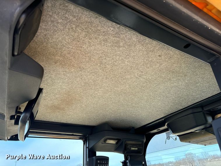 image for item DV1848 2008 John Deere 770D motor grader