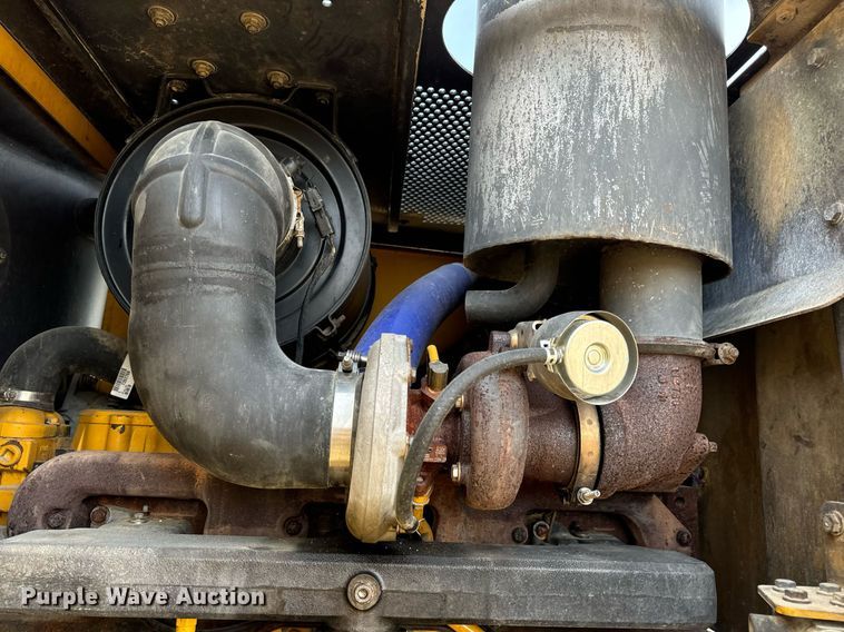 image for item DV1848 2008 John Deere 770D motor grader