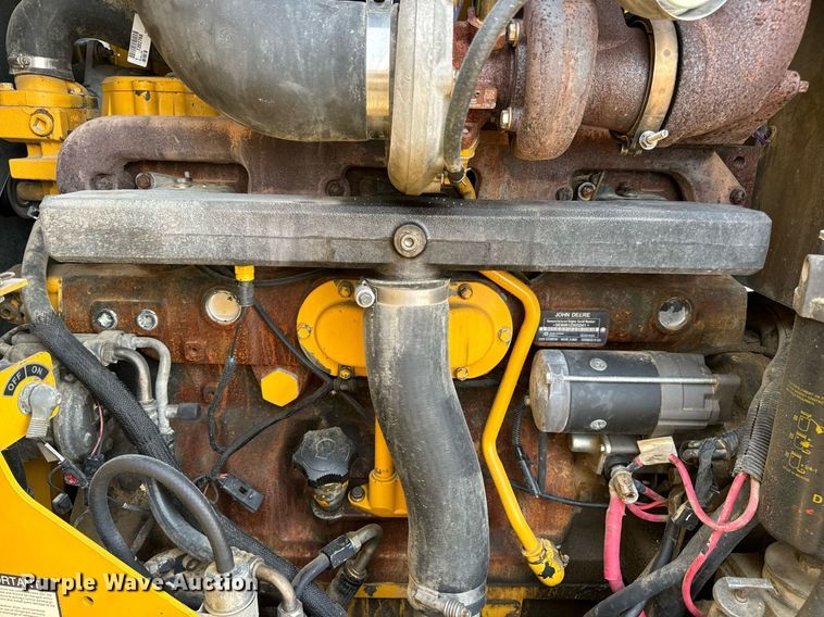 image for item DV1848 2008 John Deere 770D motor grader