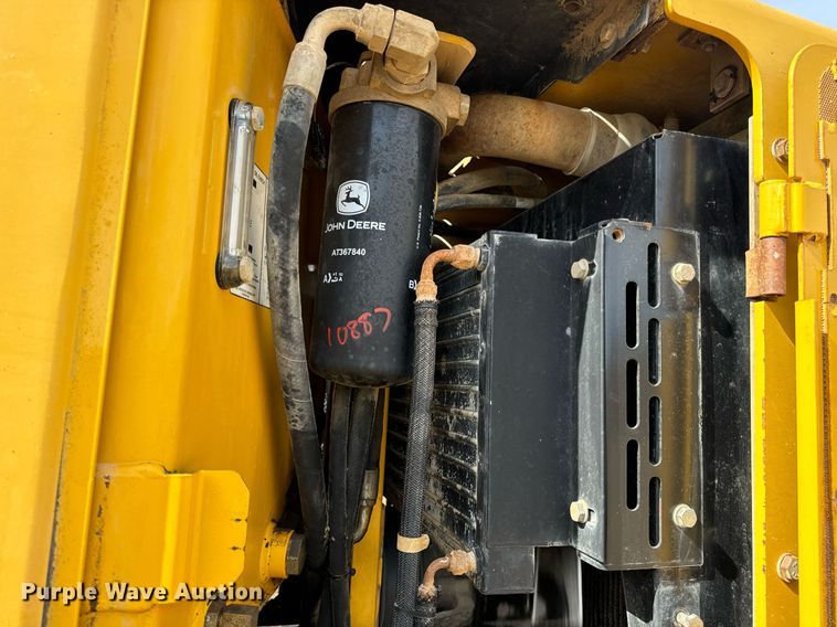 image for item DV1848 2008 John Deere 770D motor grader