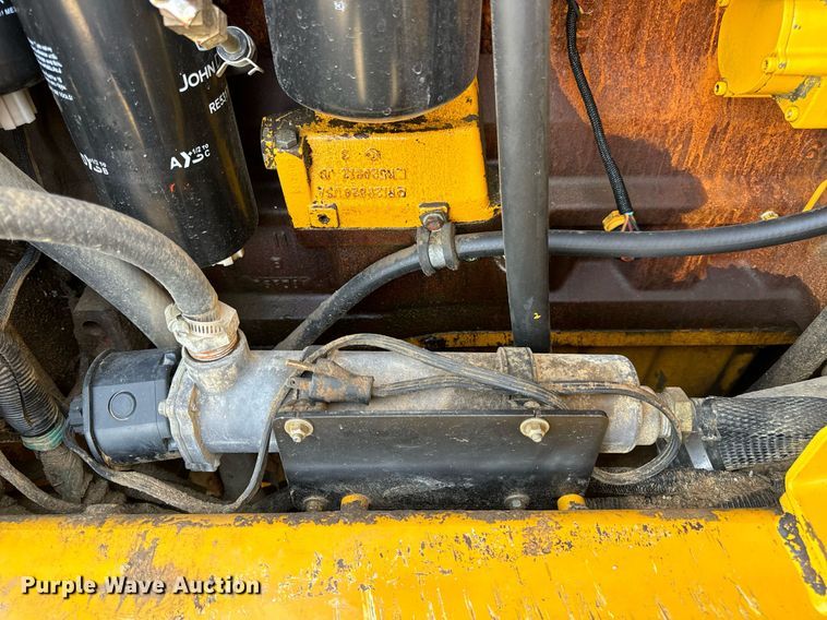 image for item DV1848 2008 John Deere 770D motor grader