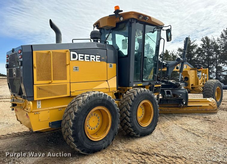 image for item DV1849 2016 John Deere 672G motor grader