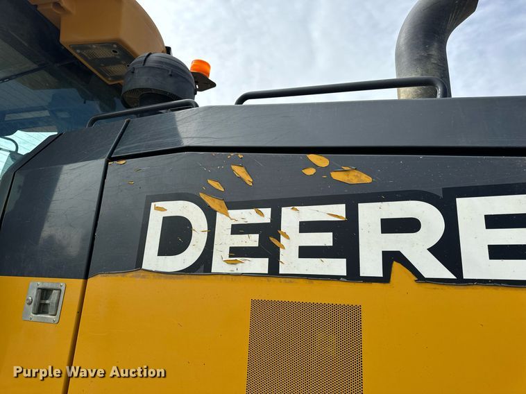 image for item DV1849 2016 John Deere 672G motor grader