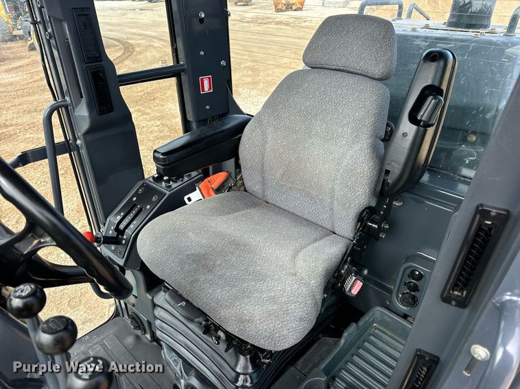 image for item DV1849 2016 John Deere 672G motor grader