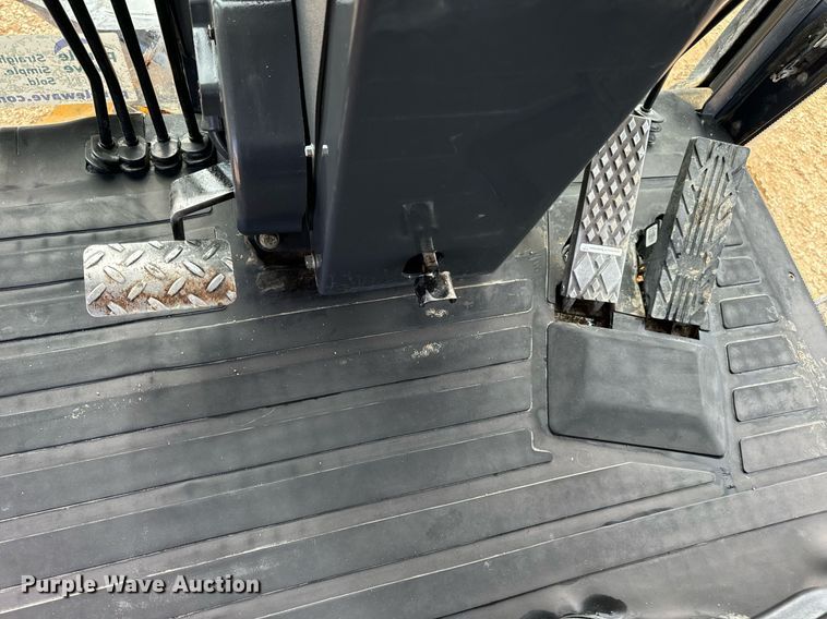 image for item DV1849 2016 John Deere 672G motor grader