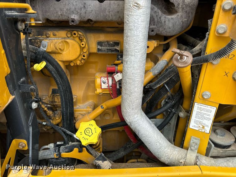 image for item DV1849 2016 John Deere 672G motor grader