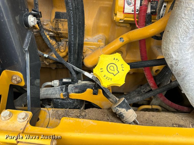 image for item DV1849 2016 John Deere 672G motor grader