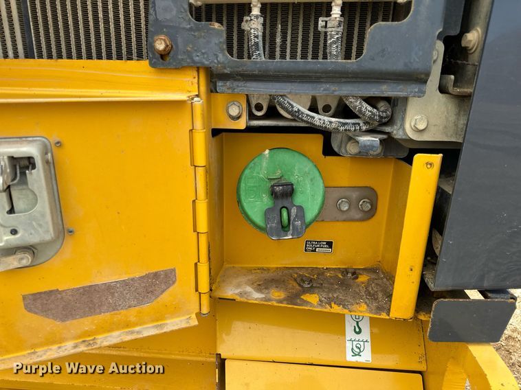 image for item DV1849 2016 John Deere 672G motor grader