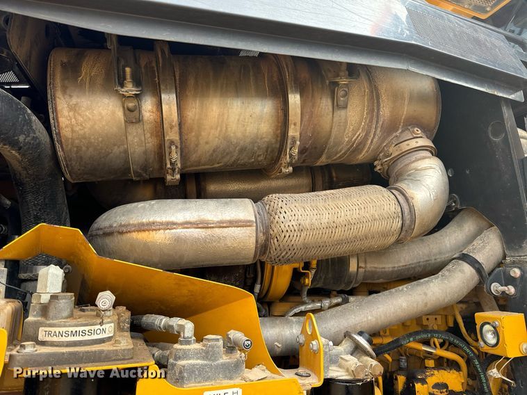 image for item DV1849 2016 John Deere 672G motor grader