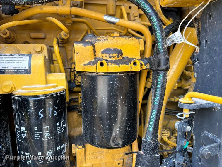 image for item DV1849 2016 John Deere 672G motor grader