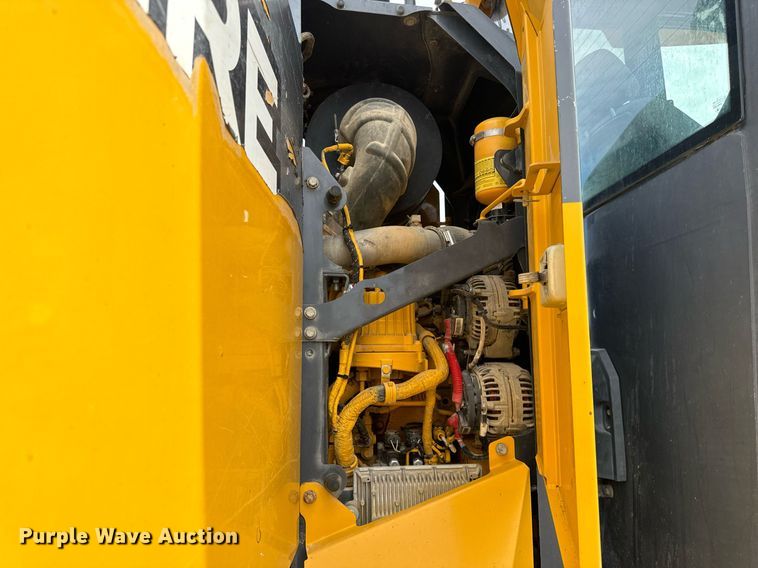 image for item DV1849 2016 John Deere 672G motor grader