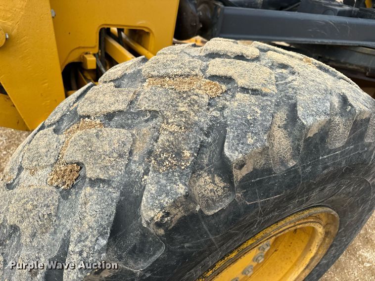 image for item DV1849 2016 John Deere 672G motor grader