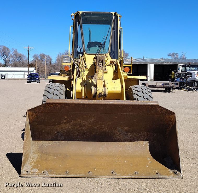 image for item DV6721 1994 John Deere 444G wheel loader
