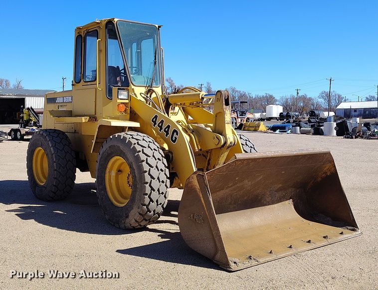 image for item DV6721 1994 John Deere 444G wheel loader