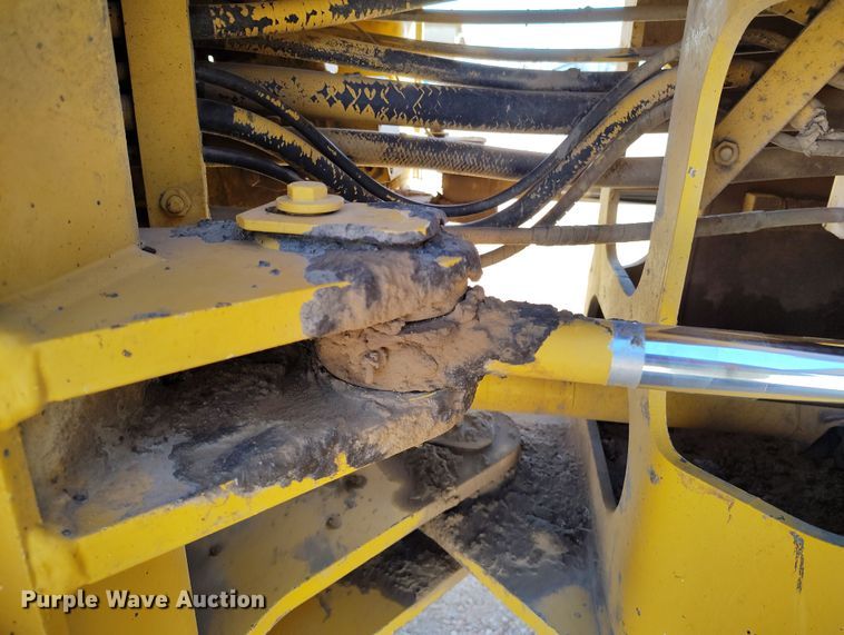 image for item DV6721 1994 John Deere 444G wheel loader