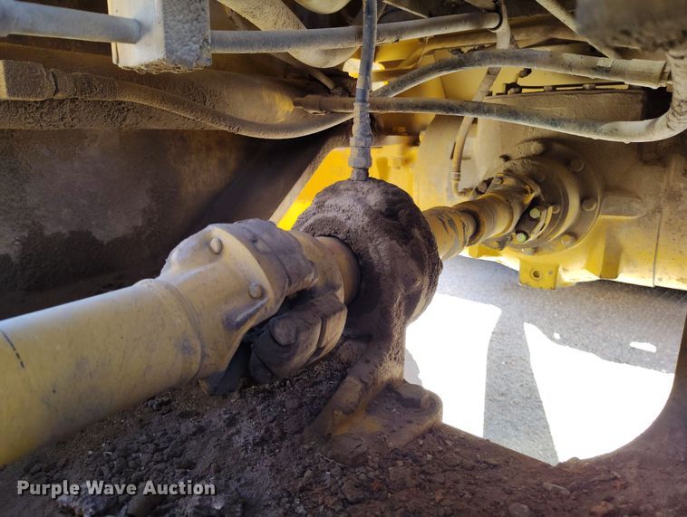 image for item DV6721 1994 John Deere 444G wheel loader