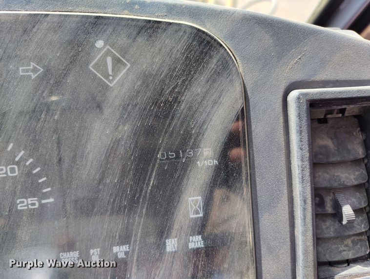 image for item DV6721 1994 John Deere 444G wheel loader