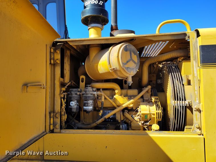 image for item DV6721 1994 John Deere 444G wheel loader