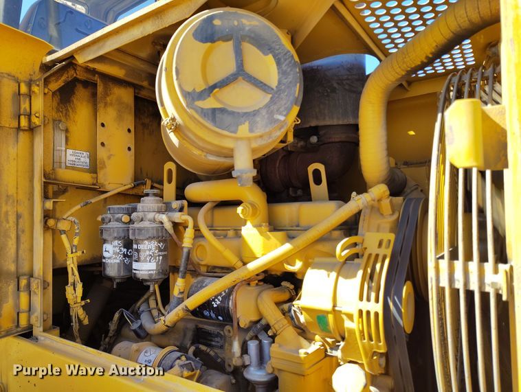 image for item DV6721 1994 John Deere 444G wheel loader