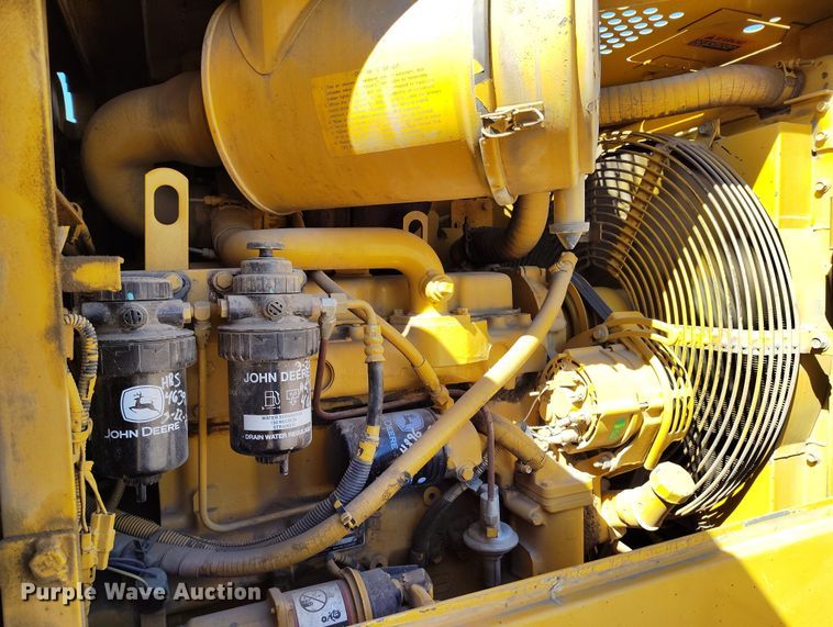 image for item DV6721 1994 John Deere 444G wheel loader