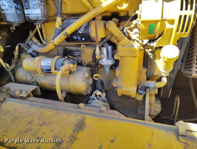 image for item DV6721 1994 John Deere 444G wheel loader