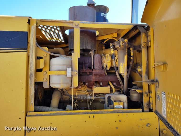 image for item DV6721 1994 John Deere 444G wheel loader