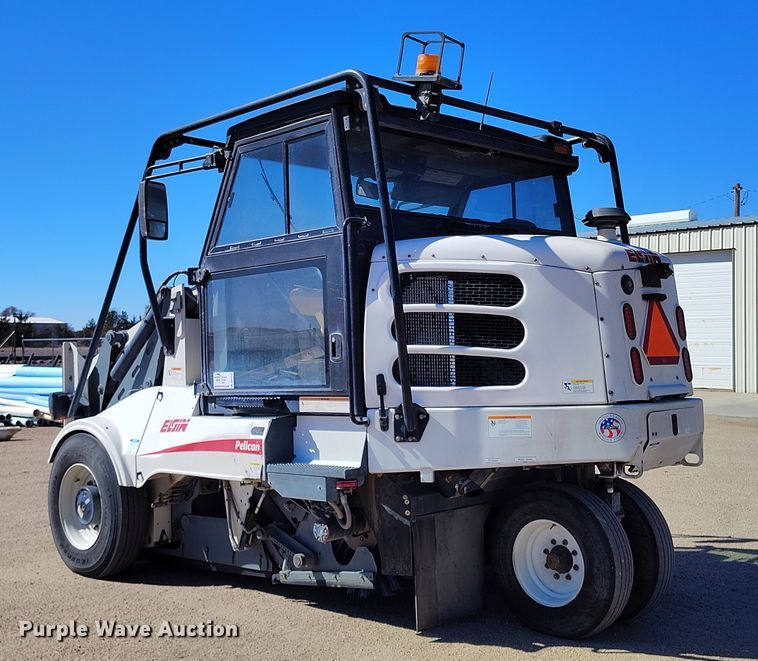 image for item DV6722 2010 Elgin Pelican Series NP sweeper